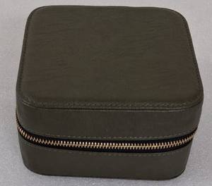 Boîte à bijoux de couleur olive sur mesure - Product Image 1