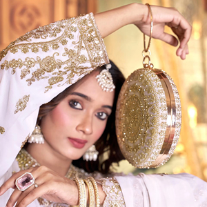 Luxueux Pure Georgette Robe Modeste Ensemble Full Jarkan Stone Work 5 Superbes Designs 10 Couleurs Vibrantes Y Compris Lourd - Product Image 1