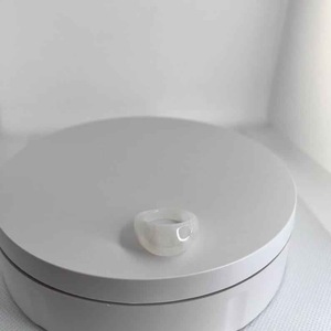 แหวนเรซิ่นอะคริลิกรูปทรงกลม แหวนทำมือ แหวนแห่งความรัก เครื่องประดับสำหรับงานปาร์ตี้ผู้หญิง ขายส่งราคาดีที่สุด - Product Image 3