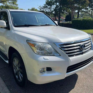 Lexus LX570 Base 2011 d'occasion Voiture très propre et sans accident - Product Image 1