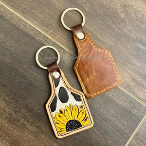 Llaveros de cuero tallados a mano, llaveros de cuero con forma exótica bonita, accesorios de cuero, llaveros bonitos para unisex - Product Image 5