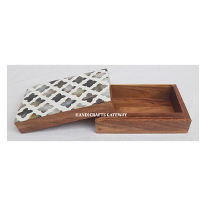 กล่องเครื่องประดับทรงสี่เหลี่ยมผืนผ้าสีธรรมชาติฝังมุกงานฝีมือสุดหรู - Product Image 1