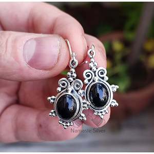 Pendientes Colgantes Boho Hechos a Mano con Piedras Preciosas, Ónix Negro y Zafiro, Plata de Ley, Regalo Perfecto para Cumpleaños, Aniversario o Navidad para Ella - Product Image 5