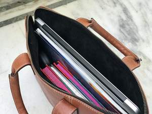 Funda elegante de cuero suave para portátil - Product Image 3