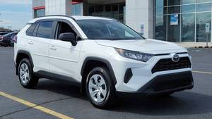 En promotion! 2020 R4V 4 LE AWD Occasion en excellent état - Product Image 1