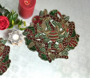 Sous-verres floraux perlés variés, design contemporain fait main, pour la maison, en verre, tapis/sous-plats, broderie florale en forme de patch - Product Image 1