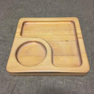 Plateau en bois rustique pour la décoration de table à manger et la présentation de collations de fête à la maison ou à des événements - Product Image 4