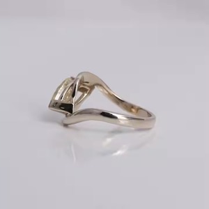 Élégante bague de mariage en or massif 14KT avec pavé de diamants jaunes taillés en marquise de laboratoire Design tendance avec style classique - Product Image 4