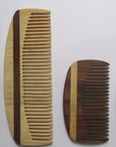 Peine de pelo de sándalo tallado en madera, artesanía para salón, uso doméstico, mango de cuerno, regalo personalizado - Product Image 2