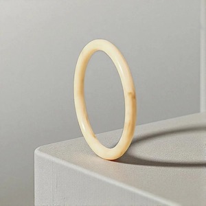 กำไลข้อมือเรซินหลากสีเครื่องประดับแฟชั่นสำหรับชุดลำลองและเป็นทางการ - Product Image 4