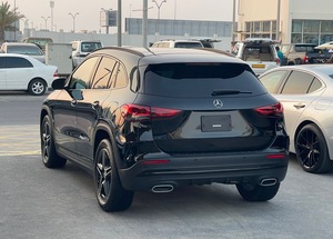 2021 Mer CE des-Ben Z GLA 250 AMG ชุดต้นฉบับสีดำ V4 5-SEATER 221HP เกียร์อัตโนมัติ - Product Image 6