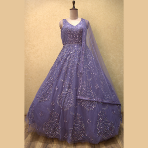 Vestido de red suave de lavanda de diseñador con bordado de lentejuelas hecho a mano Ropa de fiesta Premium para ocasiones especiales a granel - Product Image 1