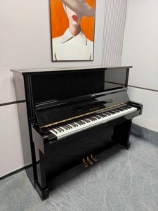 Kawai BL51 Black Acoustic Upright Piano for Professional Players Used Japanese Second Hand Piano Solid Wood 88keys - Product Image 1