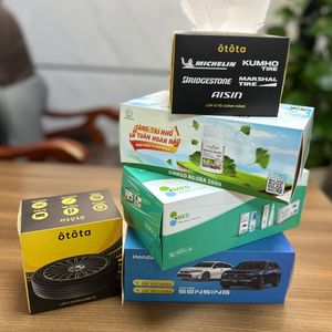 Boîte à mouchoirs personnalisée avec logo pour usage domestique, mouchoirs en papier doux 2 plis en pâte de bois vierge avec 180 feuilles - Product Image 3