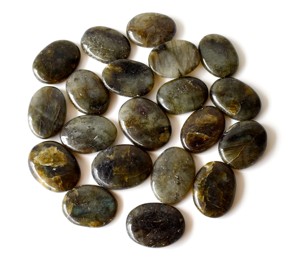 Nouvel Arrivage Pierre de la Lune Ovale Couleur Naturelle et Labradorite, Pierres de Soin Feng Shui pour Décoration, Cadeaux et Pierre de Poche - Product Image 5