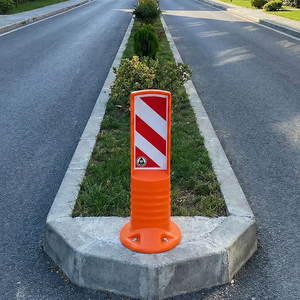 Délimiteur de direction flexible 50 cm blanc en PEHD, poteau de signalisation routière étanche IP68, outil de sécurité routière - Product Image 1