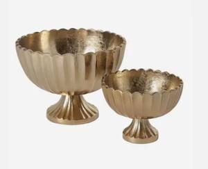 Frutero Moderno de Metal, Diseño Elegante, Hecho a Mano, Apto para Lavavajillas, Forma Personalizable, con Base con Diseño de Hojas - Product Image 2