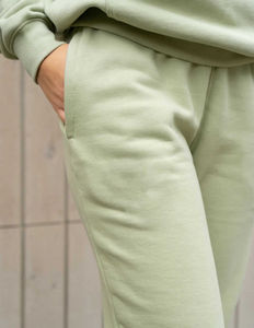 ชุดวอร์มผู้หญิงแบบมีฮู้ด ผ้าฟลีซ สำหรับฤดูหนาว ผลิตตามสั่ง ทรงหลวม ระบายอากาศ แห้งเร็ว ไซส์ใหญ่ คุณภาพสูง ผลิตในปากีสถาน - Product Image 6