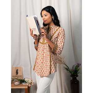 Blusa de Algodón Blanca y Amarilla para Mujer, Estampada a Mano, con Bordado Floral, Cuello Asimétrico, Tallas XS a XL, Tela Popelina - Product Image 6