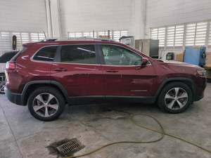 Jeep Cherokee Limited FWD 2019 - Product Image 2