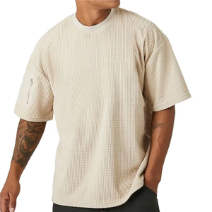 OEM PERSONNALISÉ Poche Ras Du Cou 250gsm T Shirt Vente en gros Polyester Spandex Tissu gaufré T-shirt pour hommes avec logo personnalisé - Product Image 6