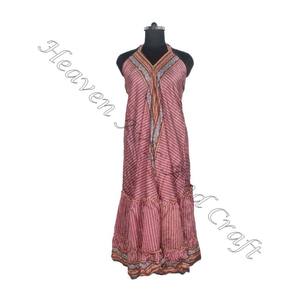 SD017 Saree / Sari / Shari indien et pakistanais vêtements de l'Inde Hippy Boho dernier traditionnel long col en v indien Vintage Sari - Product Image 5