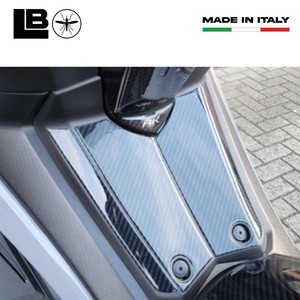 Adesivo 3D in Resina per Moto, Protezione Pedana Centrale Compatibile con Kymco Ak550 - Product Image 3