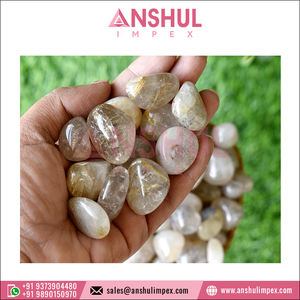 Gama exclusiva de piedras caídas de rutilo dorado de excelente calidad para crear arreglos y decoración del hogar - Product Image 2