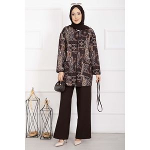 Traje de Chaqueta con Estampado Étnico y Decoración de Botones - Product Image 1