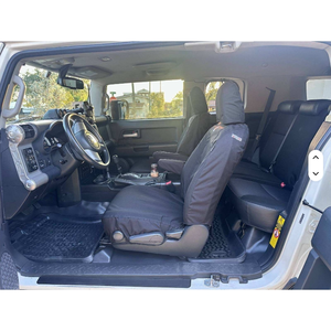 Toyota FJ Cruiser SUV usado en buen estado - Product Image 4