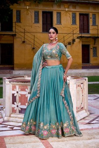 Zari miroitant de haute qualité avec paillettes et broderie de fil Lehenga Choli fabricant et fournisseur de Surat - Product Image 3