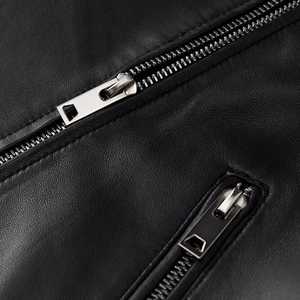 แจ็กเก็ตนักบินแบบบางของผู้หญิงหรูหราขนแกะแท้สีดำอ่อนสำหรับฤดูหนาวทำจากหนังแท้ - Product Image 4