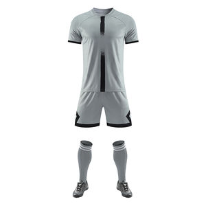 Ensemble d'uniformes de football pour hommes, vêtements de football respirants pour les sports d'été, uniformes personnalisables en gros - Product Image 3