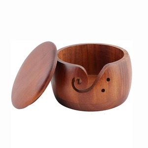 Cuenco decorativo de madera de diseño, bandeja de centro de mesa artística hecha a mano, acento de mesa elegante para el hogar, la cocina o la decoración de la sala de estar - Product Image 1
