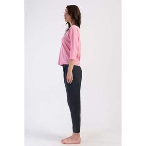 Conjunto de pijama KADIN P.SUPREM con cuello redondo, hombros descubiertos, mangas 3/4, plisado y bolsillos - Rosa - Rosa - Product Image 3