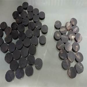 Cuernos de Búfalo Genuinos Hechos a Mano, Ecológicos y de Alta Calidad, en Blanco, Tamaño Personalizado para Botones de Prendas, Naturales, Lavables y Pulidos - Product Image 1