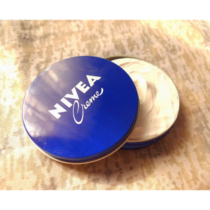 Crème Nivea à la formule originale en boîte bleue, testée dermatologiquement, soin de la peau polyvalent - Product Image 6