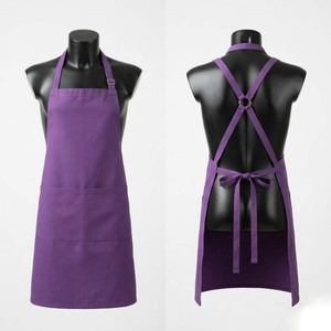 Delantal de Chef Blackhardson de Lona de Algodón Premium 240 GSM Morado con Tirantes Cruzados Unisex, Ropa de Trabajo con Serigrafía y Logotipo Personalizado - Product Image 1