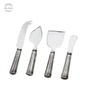 Moderno Juego de Quesos de Acero Inoxidable de 4 Piezas Hecho a Mano con Tabla de Charcutería de Madera y Mármol Utilizado para Servir el Desayuno - Product Image 5