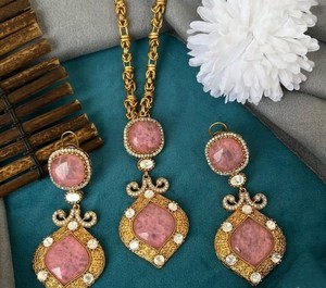 Bellissimo doppietto ciondolo Polki Kundan con orecchini con smalto oro opaco Set di gioielli alla moda - Product Image 3