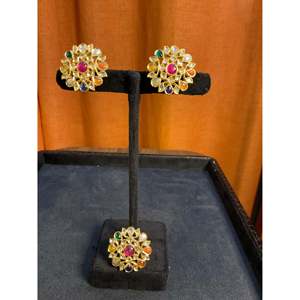 แหวนรูปดอกไม้สำหรับผู้หญิง Navratna Vintage ประดับพลอยทับทิมสีเหลืองขนาดใหญ่ ชุบทองคำขาว โรเดียม ทองคำ พร้อมตัวเรือนแบบหนามเตย เหมาะสำหรับงานทางศาสนา - Product Image 1