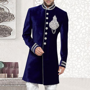 2022 robe d'intérieur pour hommes avec superbe broderie Zari sur tissu de velours grande taille chaussures assorties pour mariages et fêtes - Product Image 1