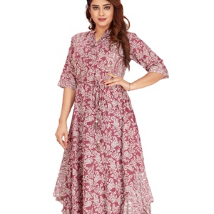 Adorable vestido con estampado floral elegante a la moda para mujer, ropa modesta de mujer India a la venta a los mejores precios - Product Image 2