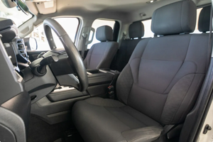 LISTO PARA CONDUCIR - USADO, VOLANTE A LA IZQUIERDA |   CONDUCCIÓN DERECHA |   TOYOTA TUNDRA SR DOBLE CABINA 2022 CON 48,000 MILHAS - Product Image 5