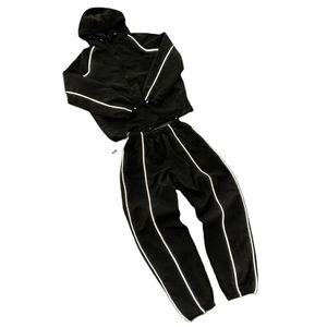 Chaqueta Cortavientos de Nailon Personalizada con Tu Logotipo, Ropa Deportiva Masculina, Conjunto de Dos Piezas de Chaqueta con Cremallera y Pantalones Deportivos con Rayas de Nailon - Product Image 1