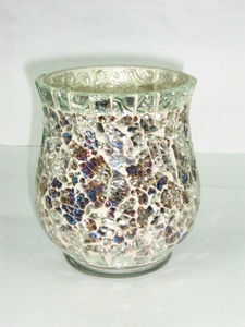 Vente en gros de porte-bougie en mosaïque élégant, pièces de verre découpées à la main complexes pour la décoration de la maison à Noël et la Saint-Valentin - Product Image 4