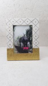 Marco de fotos de resina de hueso de madera Ultra brillante, decoración del hogar de la mejor calidad y regalo de boda, adorno de mesa de Venta caliente - Product Image 5