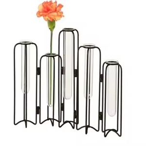 แจกันแก้วทรงหลอดทดลองสีทองพร้อมที่วางดอกไม้ 9 ช่องสำหรับตกแต่งบนโต๊ะ - Product Image 5