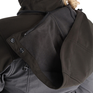 Chaqueta Softshell impermeable y transpirable para mujer con impresión de logotipo personalizado Servicio OEM Estilo informal Cierre de cremallera de alta calidad - Product Image 4