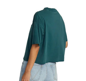 OEM Vente en gros T-shirt court personnalisé pour femmes, coupe carrée, respirant, séchage rapide, manches courtes, bouton de poche de poitrine écologique - Product Image 5